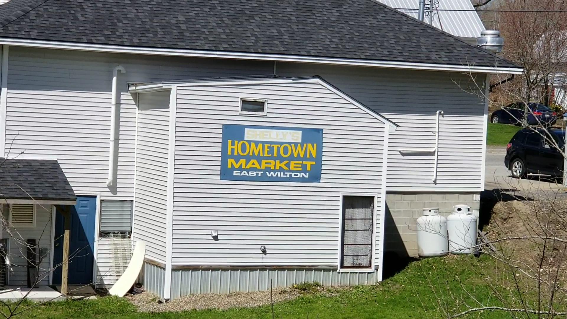 Shelly's Hometown Market